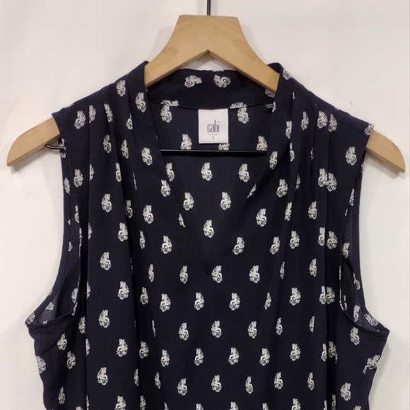 Cabi Momento Blouse Women's L Blue White Casual Comfy Retro 90s Beach Vacation - Picture 4 of 10